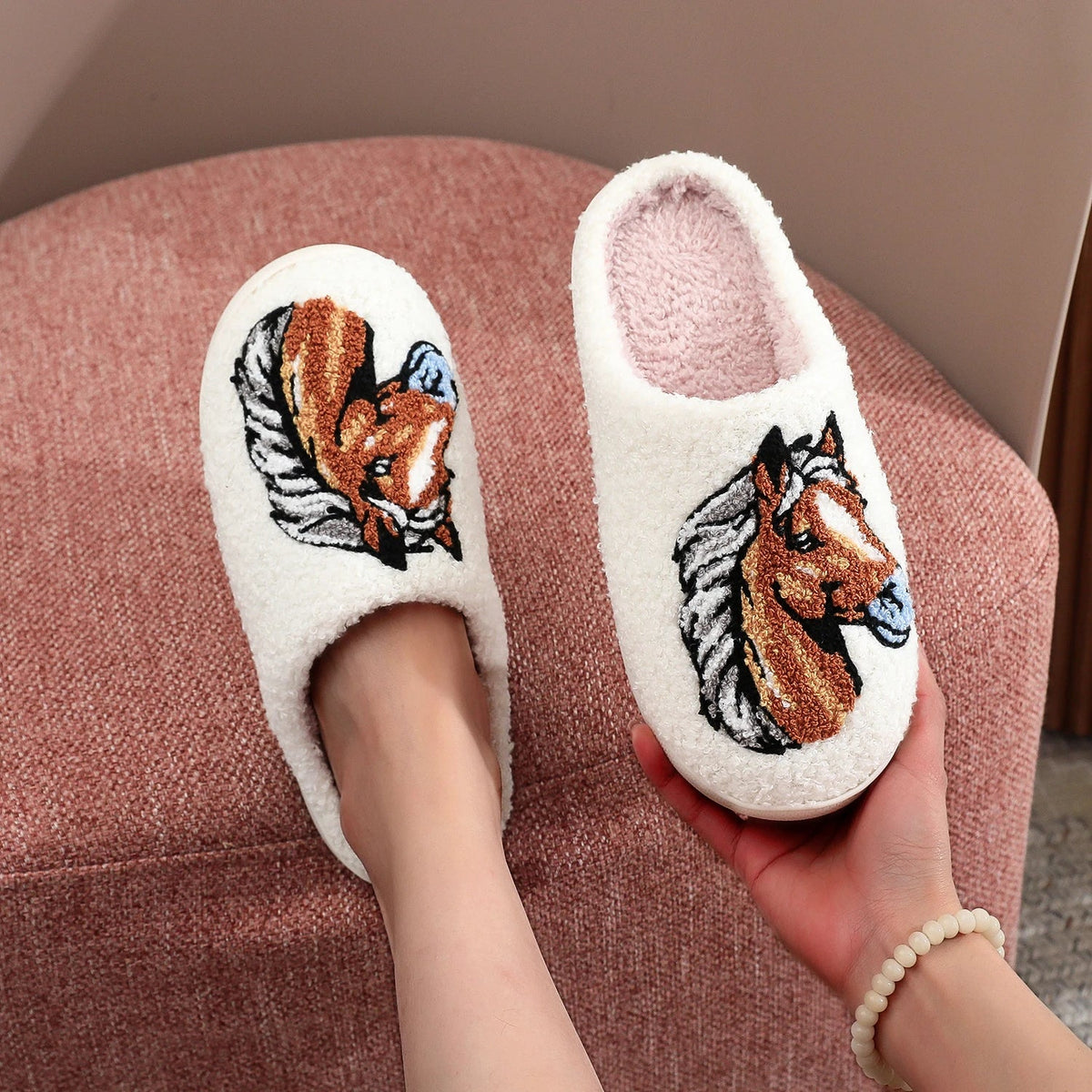 Chausson femme motif cheval