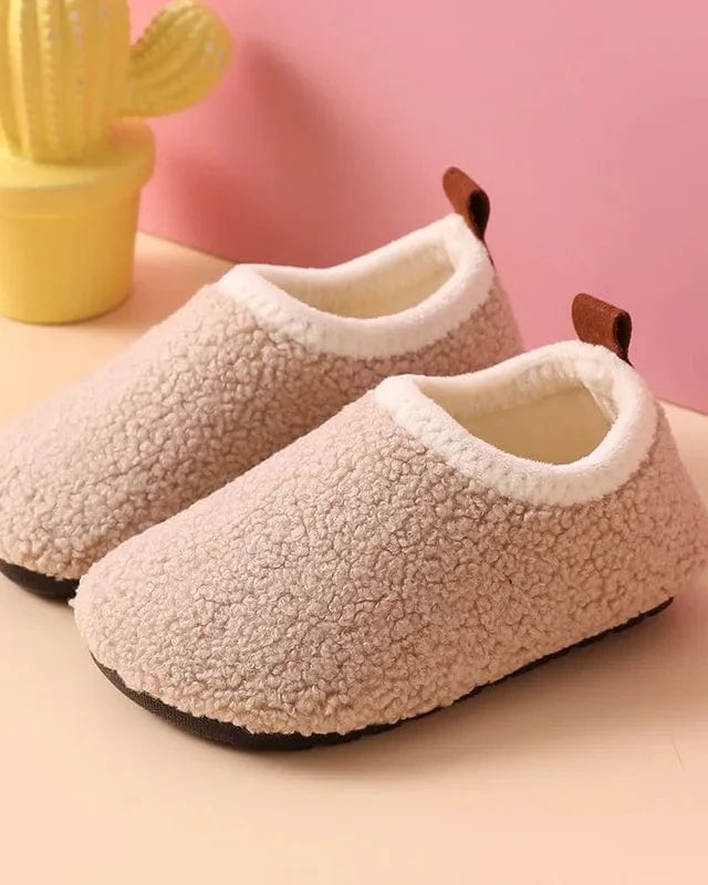 Chausson enfant peluche effet