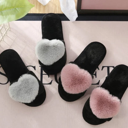 Chausson motif coeur femme