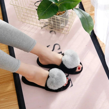 Chausson motif coeur femme