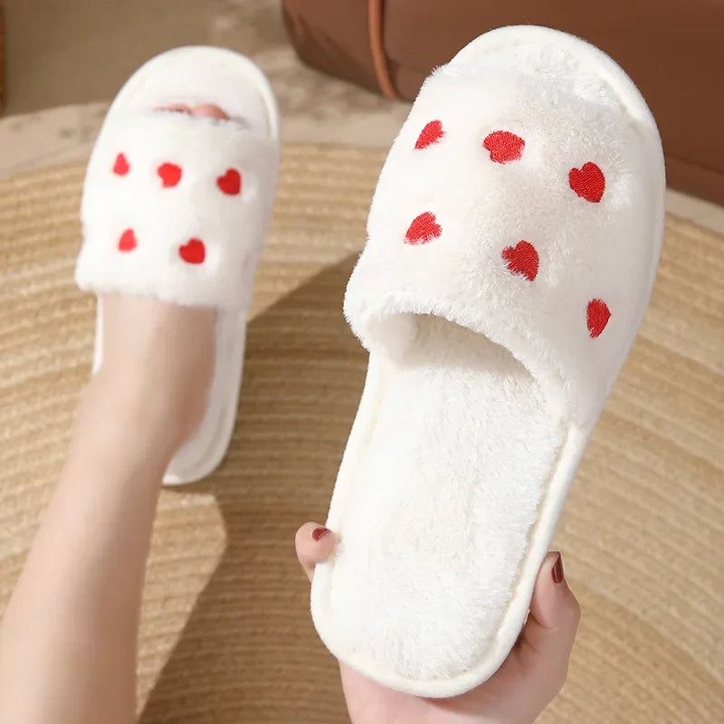 Chaussons femme cœur fourrure