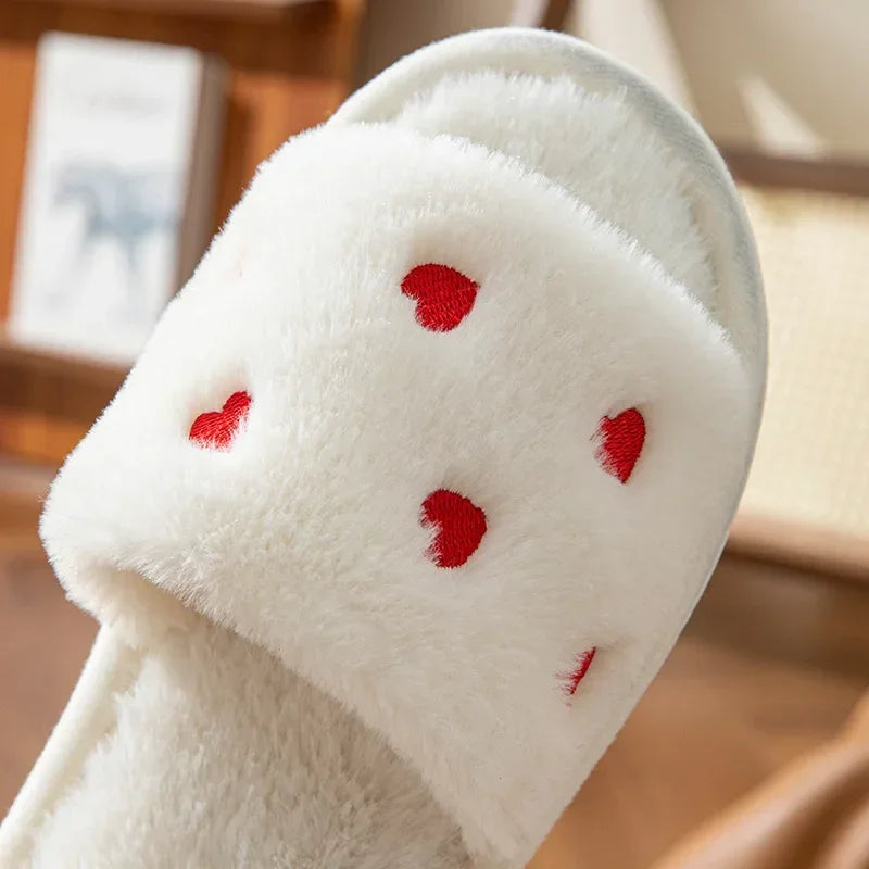 Chaussons femme cœur fourrure
