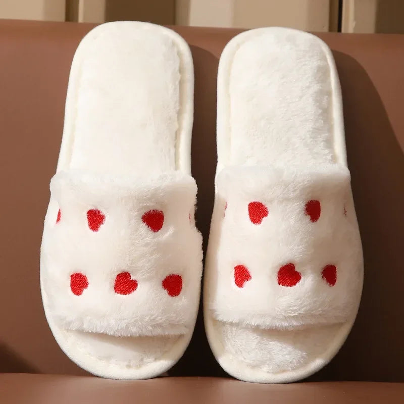 Chaussons femme cœur fourrure