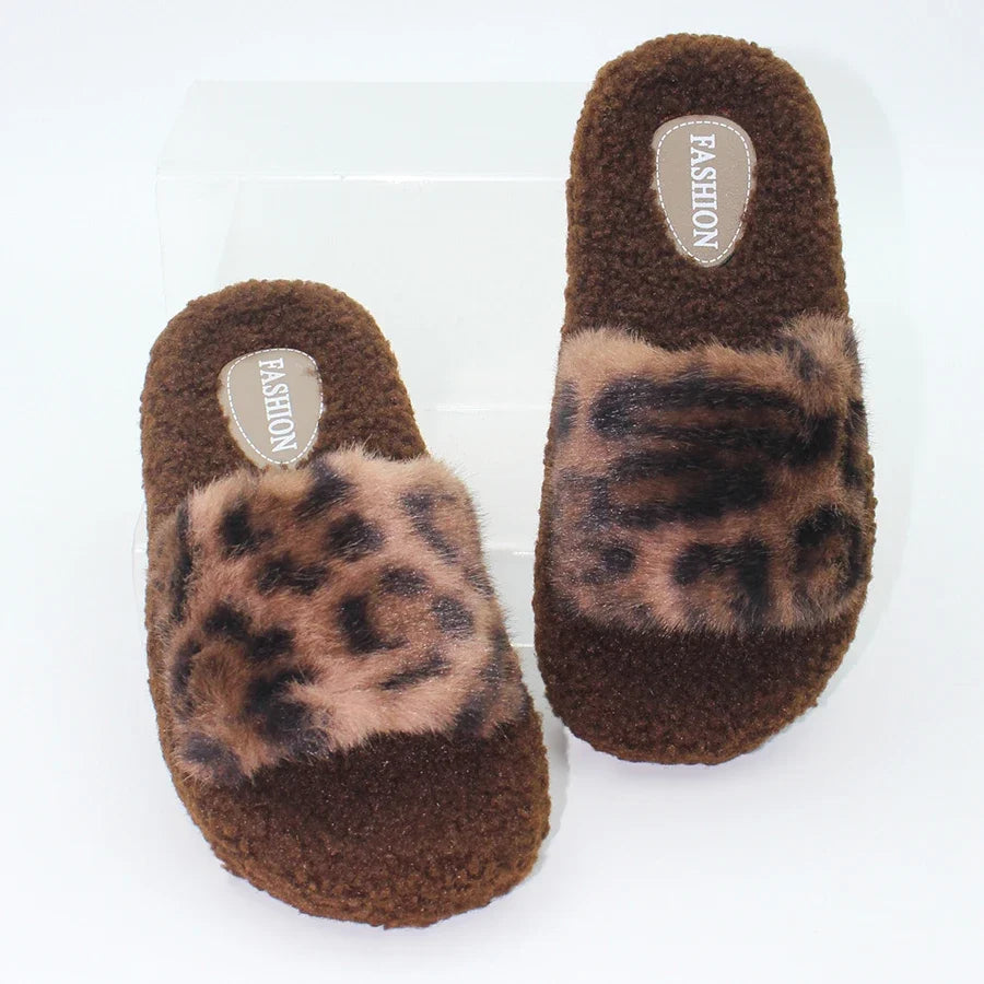 Chausson femme motif léopard