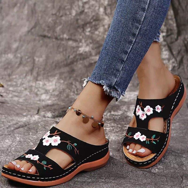Sandales femme broderie florale