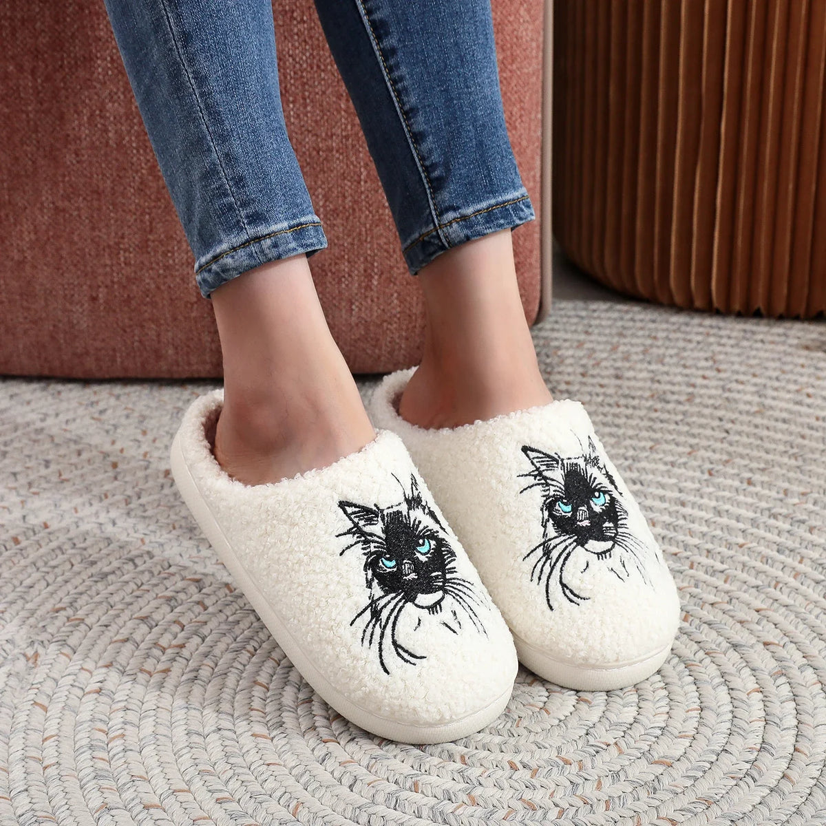 Chausson chat femme