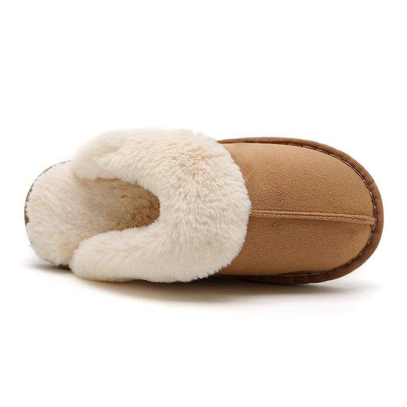 Chaussons imitation daim fourrés