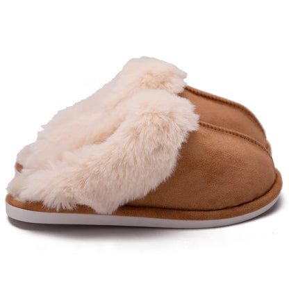 Chaussons imitation daim fourrés