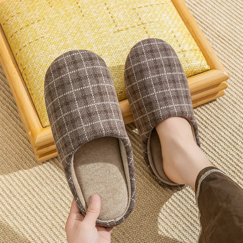 Chausson intérieur motif carreaux