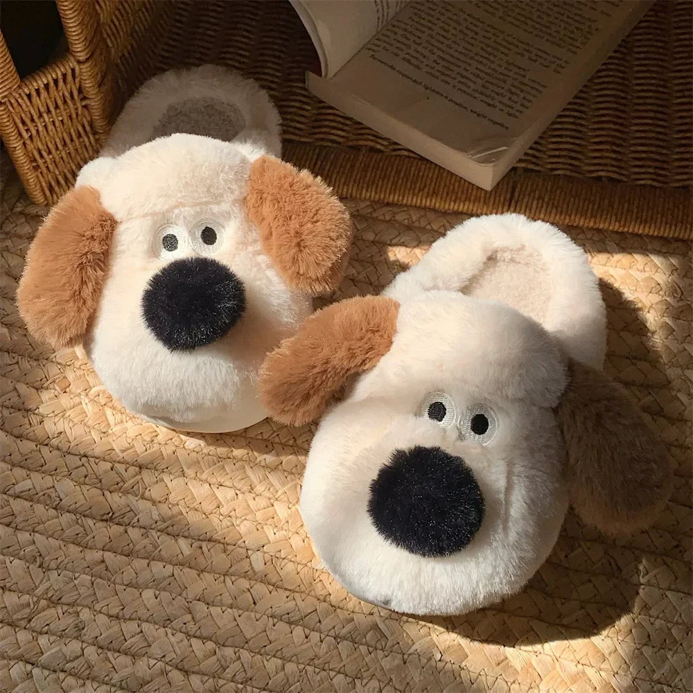 Chausson chien cartoon peluche