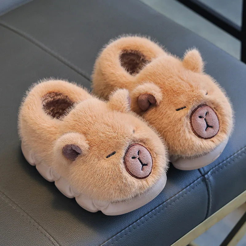 Chausson enfant capybara fausse