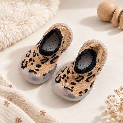 Chausson bebe motifs ludiques