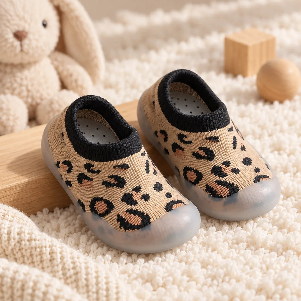 Chausson bebe motifs ludiques